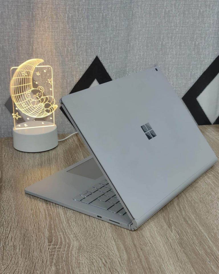 Surface book 2 core i7(8ème generation)